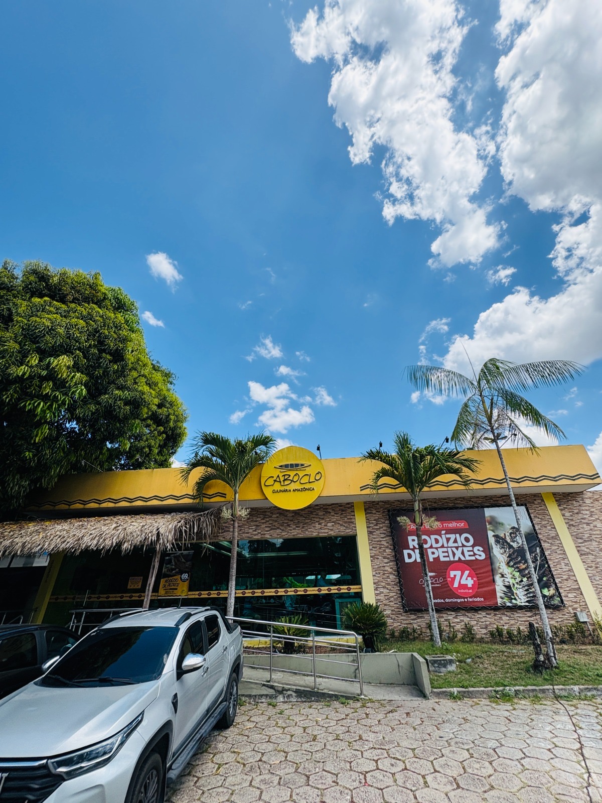 Feijoada com rodízio de peixes é a nova atração dos domingos em restaurante de Manaus