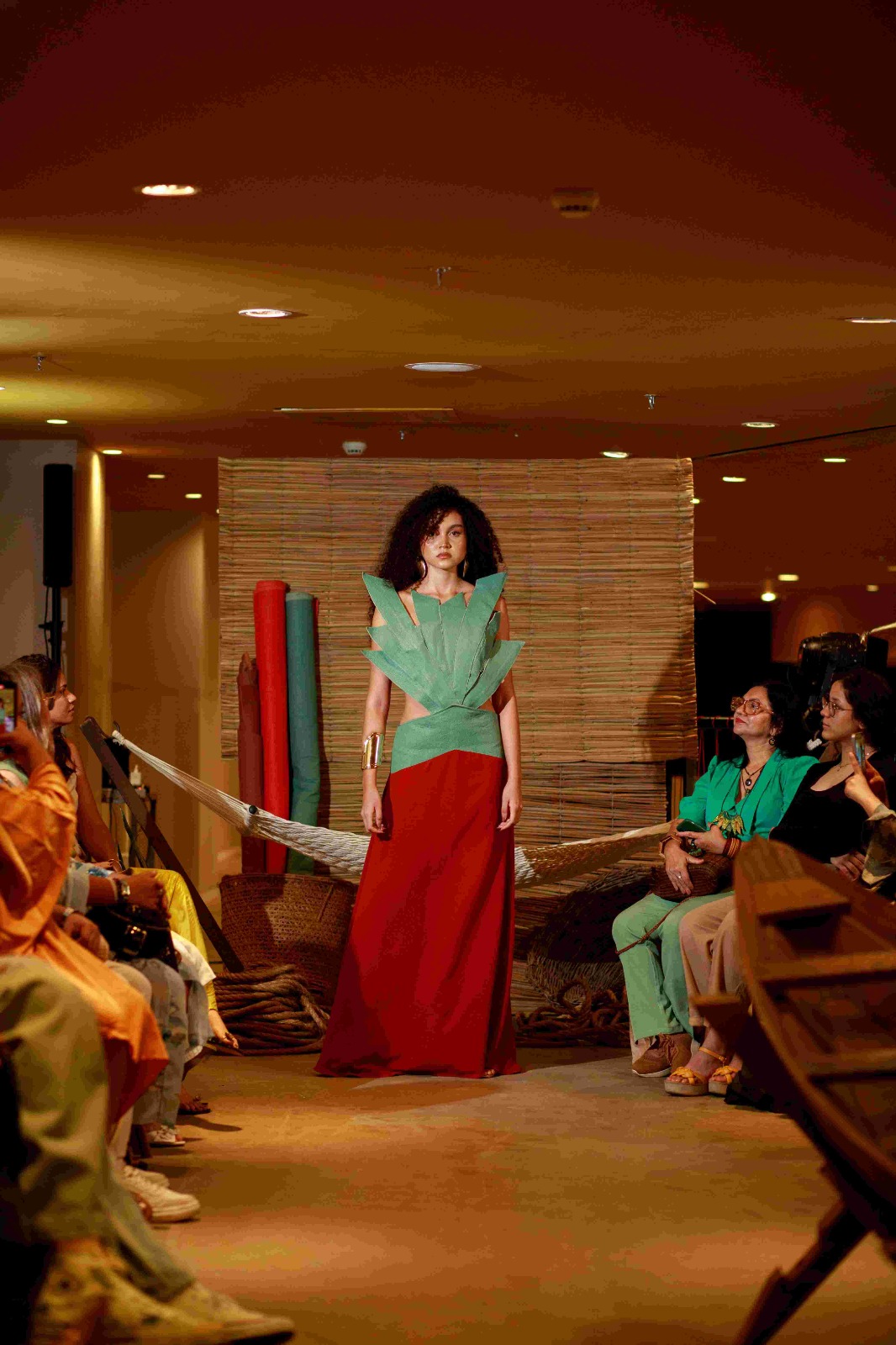 Amazon Poranga Fashion transforma Largo de São Sebastião em passarela de moda e cultura